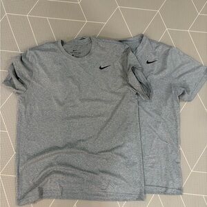 Nike Men's Heather Gray Short Sleeve Tee